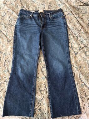 Universal Thread Dark Blue Cropped Wide-Leg Jeans